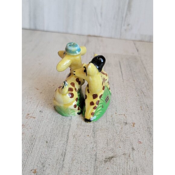 Japan ceramic giraffe salt pepper shaker miniature set decor vintage - Picture 7 of 7